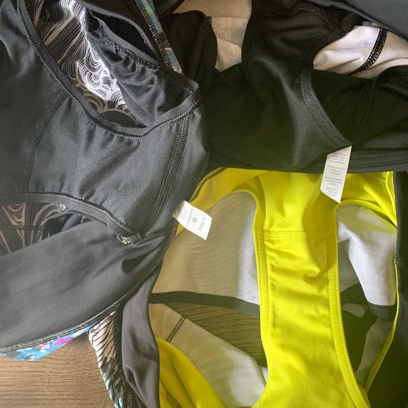 Lululemon SEAWHEEZE 3 pairs speed shorts size 6 - Picture 8 of 13